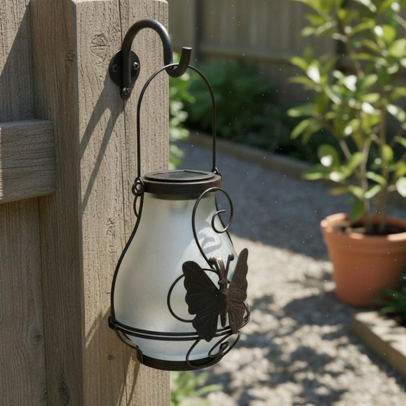 Solar Butterfly Lantern Waterp - Outdoor Lighting For Patio recension och pris