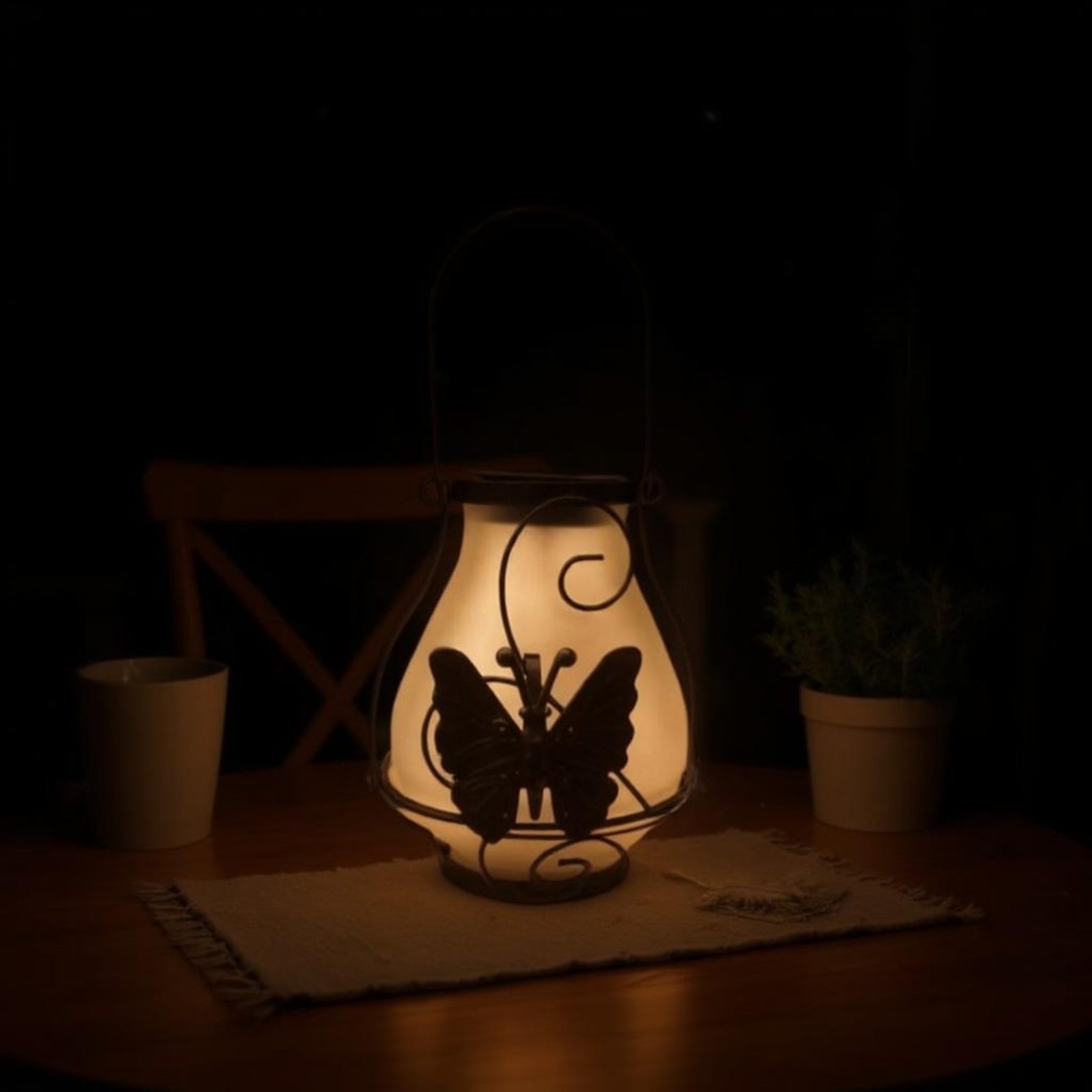 Solar Butterfly Lantern Waterp - Outdoor Lighting For Patio recension och pris